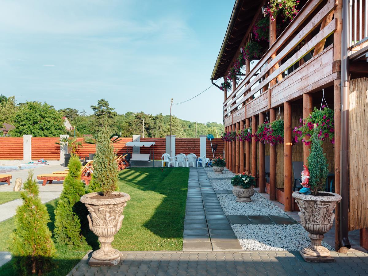 Casa David Turda Hotel Exterior photo